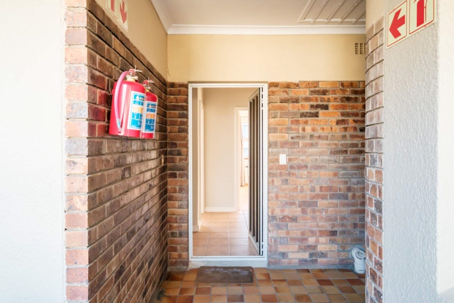 2 Bedroom Property for Sale in Plumstead Western Cape